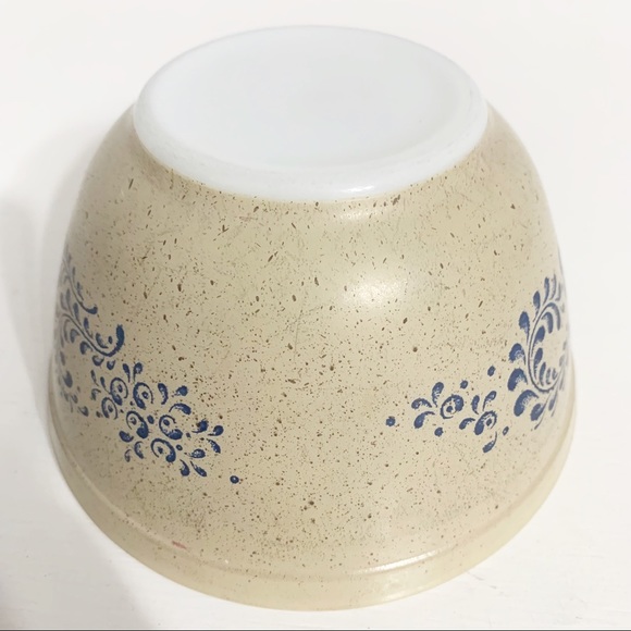 Vintage Pyrex Homestead Beige Speckle Blue 401 1.5 Pints Mixing Batter Nest Bowl - Picture 6 of 10